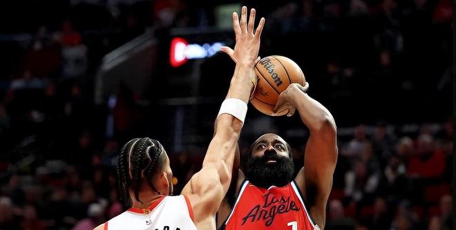 穿了我们霍勒迪沮丧发声而斯帅提到小卡开元棋牌试玩20分13助3断!哈登打(图4) 穿了我们霍勒迪沮丧发声而斯帅提到小卡开元棋牌试玩20分13助3断!哈登打(图4)